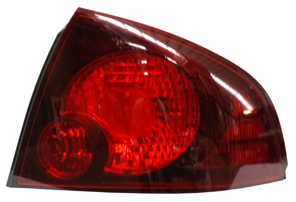 CALAVERA SENTRA 04-06 SE-R OSCURA C/ARNES TYC DER 287 350.08