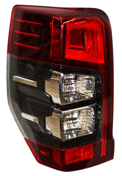CALAVERA MITSUBISHI PU L200 20-24 C/ARNES TYC IZQ 28709