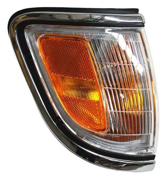 CUARTO PUNTA TACOMA 95-97 CROM 2WD TYC DER