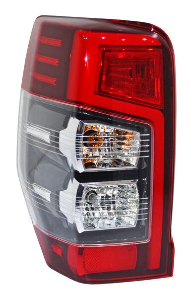 CALAVERA MITSUBISHI PU L200 20-24 LEDS 288 NZL 2252 IZQ