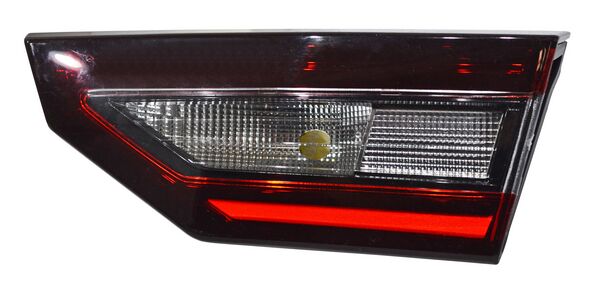 CALAVERA YARIS 23-25 4P INT S/ARNES 288 251003 NZL DER