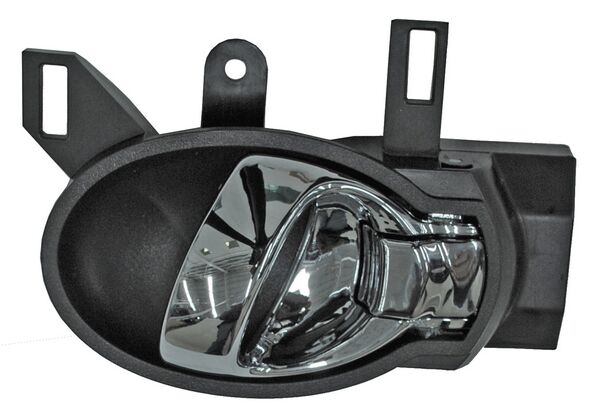 MANIJA INT VERSA 12-19/ V-DRIVE 20-25/ MARCH 12-24/ JUKE 11-17/ NOTE 14-19 NEGRA/ CROMO DEL/ TRAS PLASTICO DER 28706 190.09