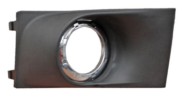 REJILLA FOCUS 08-11 P/FARO NIEBLA C/FILO CROMADO SOLO USA 944 6104 DER