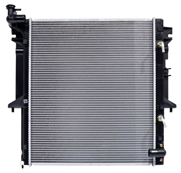 RADIADOR MITSUBISHI L200 16-19 L4 2.4, 2.5 LTS AUT C/S AA GAS/DIESEL 20 2/3X25 3/4X16MM ALUMINIO SOLDADO NZL 1280.08